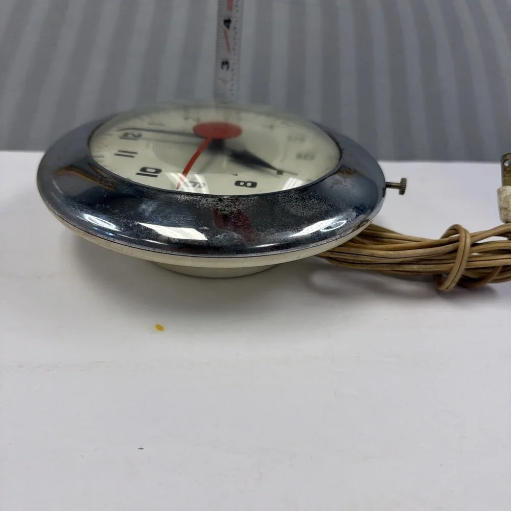 Antique Sentinel Wafer Chrome Electric Clock SK174 Art Deco E. Ingraham Works